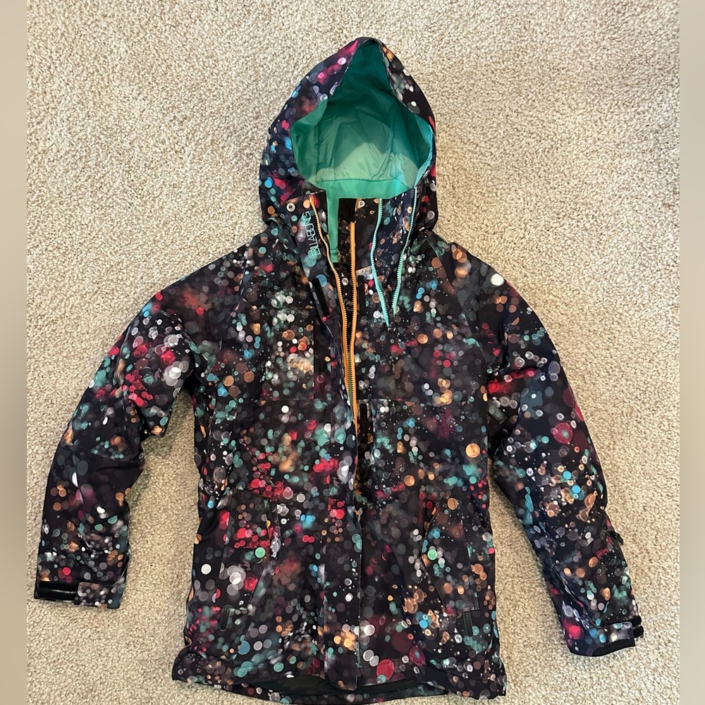 Billabong women’s snow jacket. Size: Medium. Snow gator. Great condition.